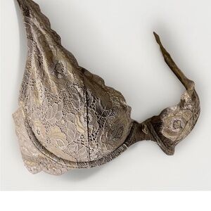 Victoria’s Secret Floral Lace Overlay Gold & Nude Push Up Bra 34D